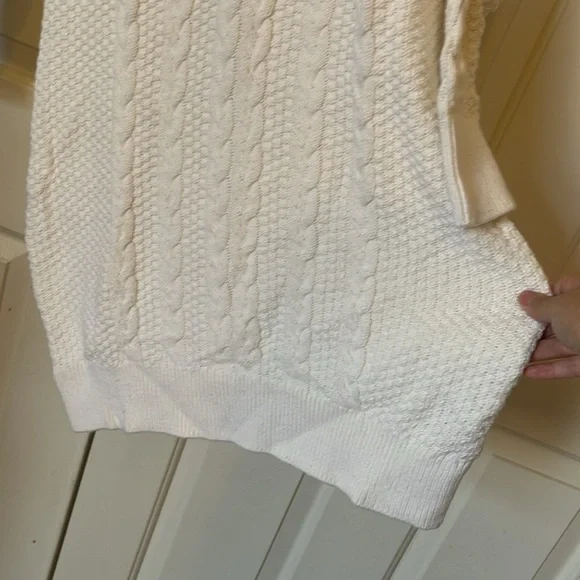 Abercrombie & Fitch White Cable net Sweater Dress Medium - Picture 6 of 6